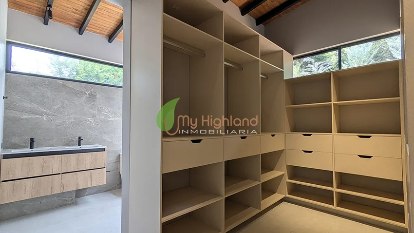 Casa Campestre contemporánea para estrenar en Guarne
