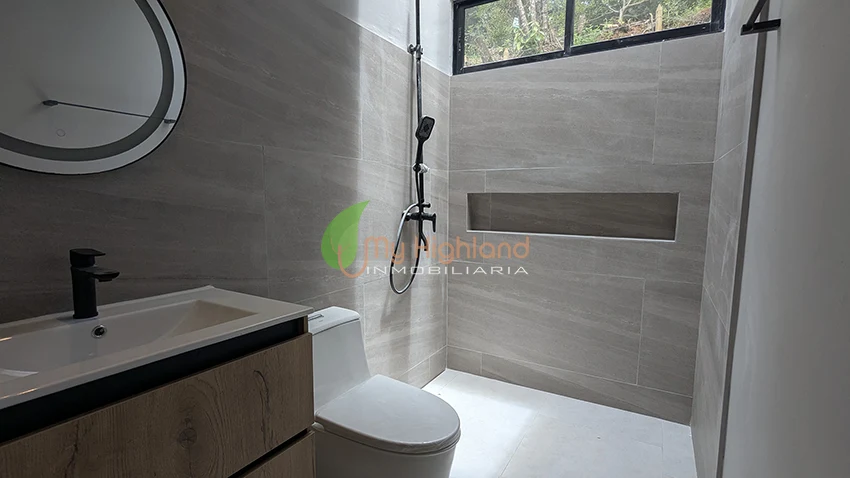 Casa Campestre contemporánea para estrenar en Guarne
