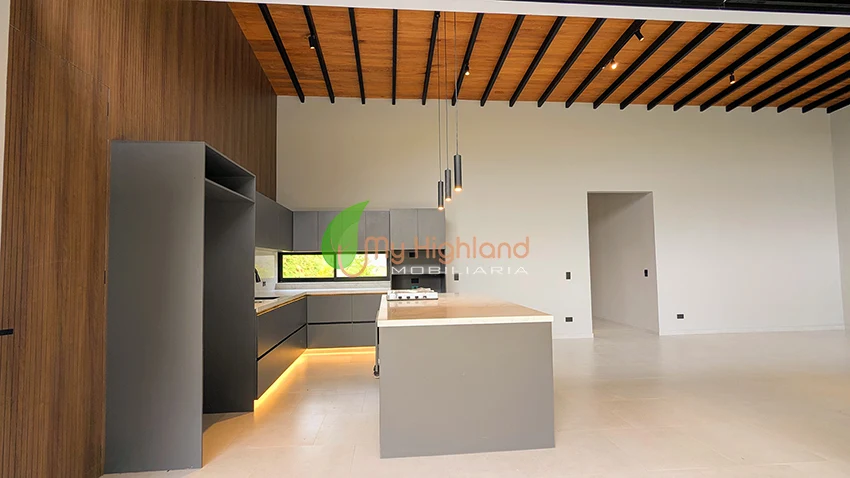 Casa Campestre contemporánea para estrenar en Guarne