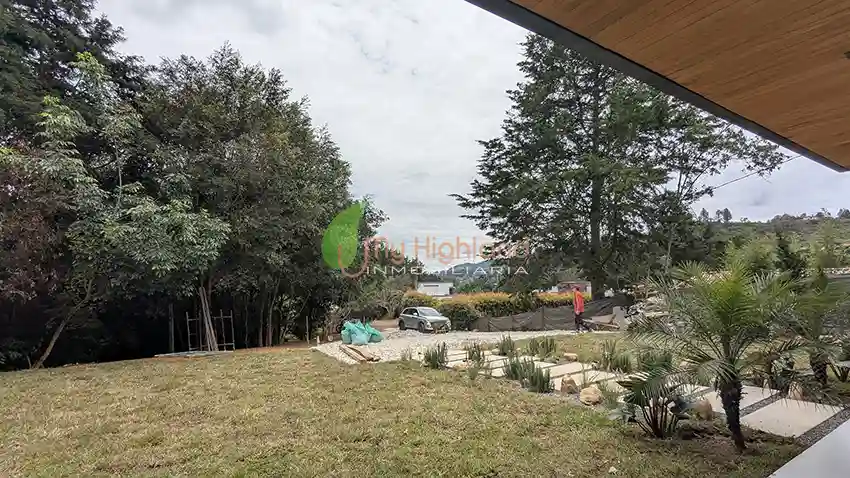 Casa Campestre contemporánea para estrenar en Guarne