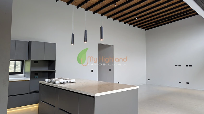 Casa Campestre contemporánea para estrenar en Guarne