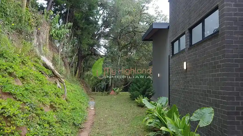 Casa Campestre contemporánea para estrenar en Guarne
