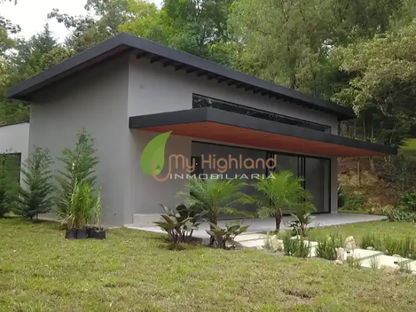 Casa-Campestre-Moderna-2.000-m²-Guarne-