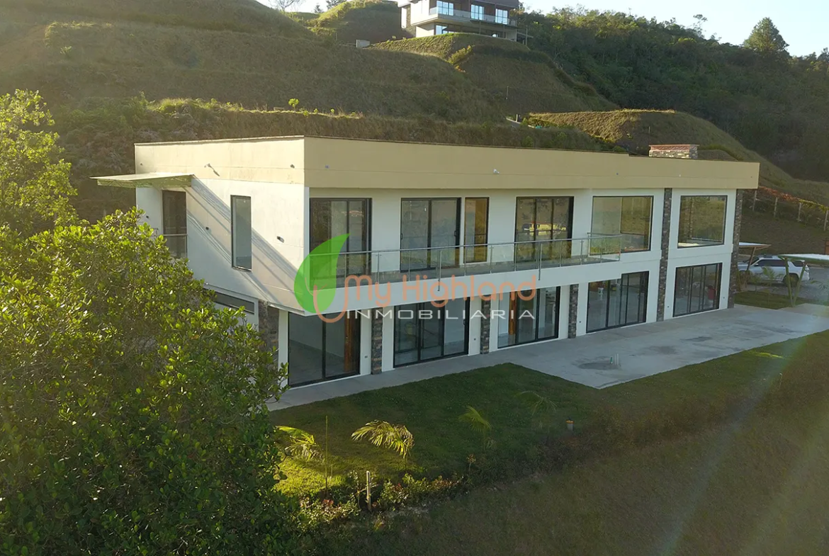 Casa Campestre Luxurious Para Estrenar Sector Aeropuerto