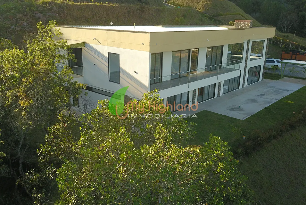 Casa Campestre Luxurious Para Estrenar Sector Aeropuerto