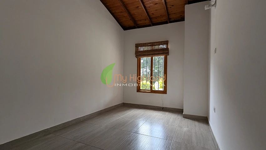 Casa Campestre de 3.318 m2 Con Dos Construcciones