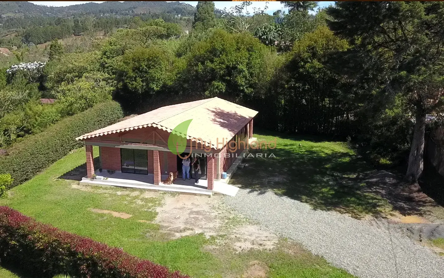 Casa Campestre A solo 250 mts de la autopista Med Bogota Guarne