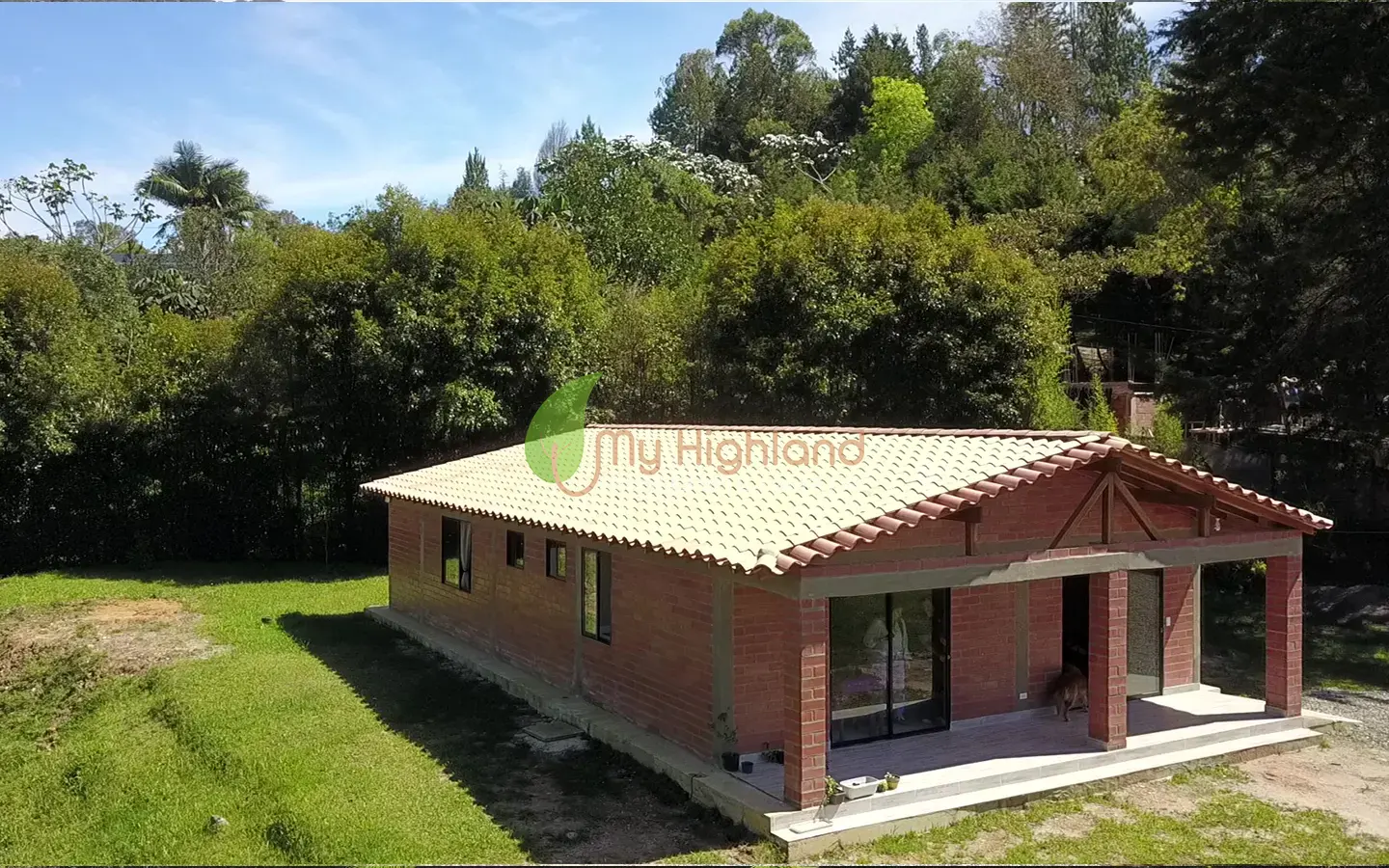 Casa Campestre A solo 250 mts de la autopista Med Bogota Guarne