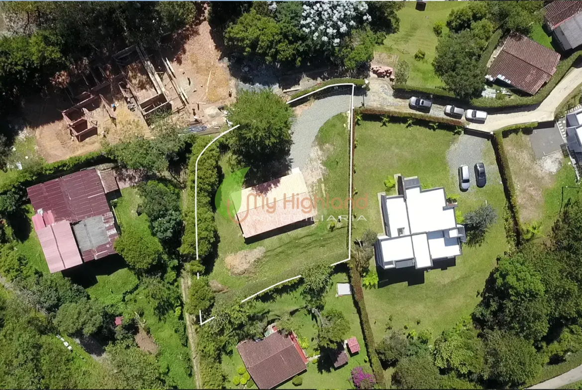 Casa Campestre A solo 250 mts de la autopista Med Bogota Guarne