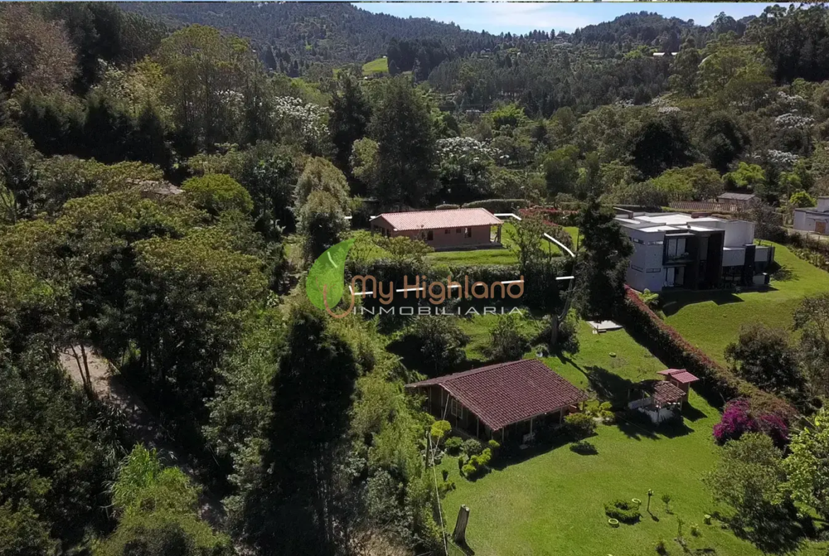 Casa Campestre A solo 250 mts de la autopista Med Bogota Guarne