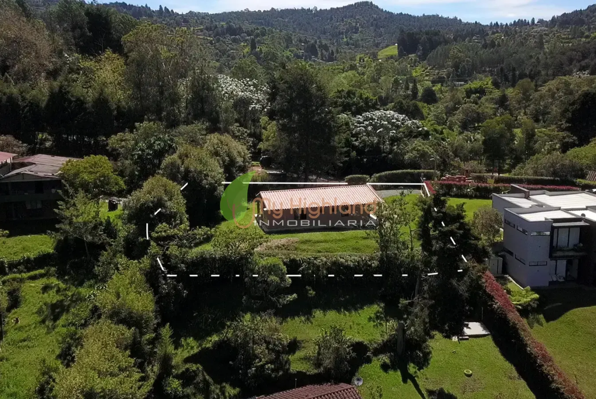 Casa Campestre A solo 250 mts de la autopista Med Bogota Guarne