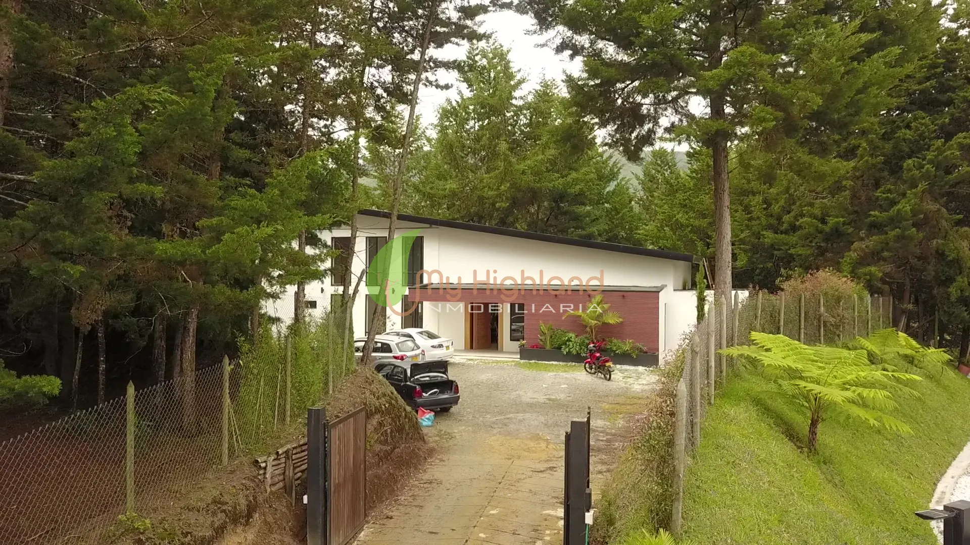 Finca Moderna 2.200 m² Sector Aeropuerto-05 copia Finca En Parcelación de 2.200 m2 Sector Aeropuerto