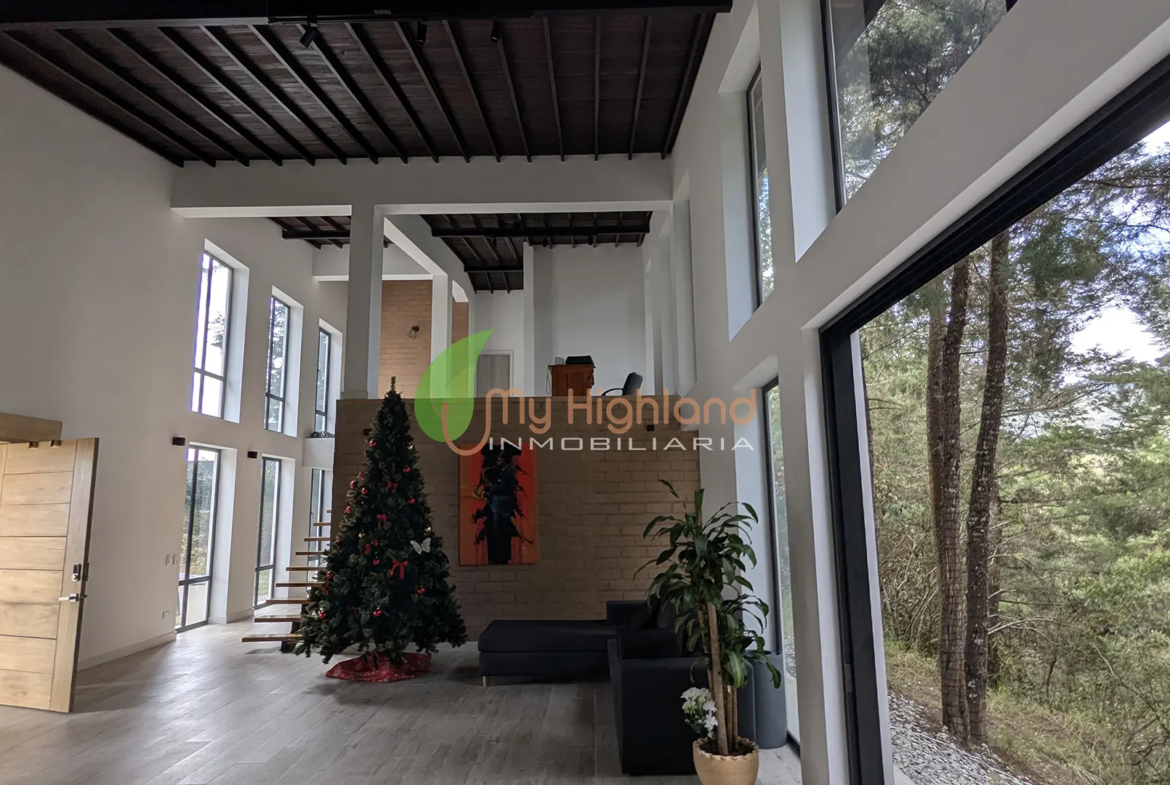 Finca En Parcelación de 2.200 m2 Sector Aeropuerto