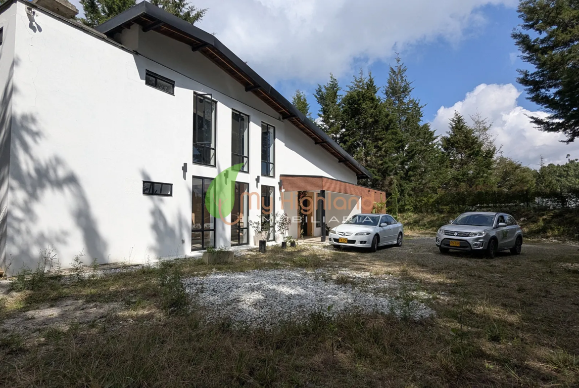 Finca En Parcelación de 2.200 m2 Sector Aeropuerto