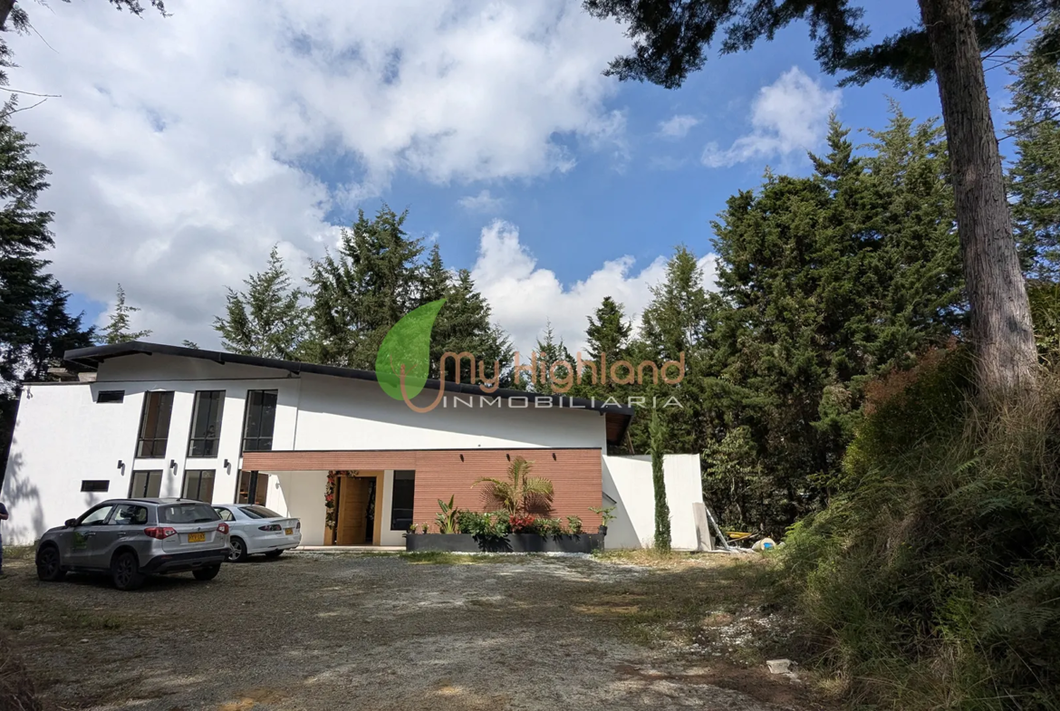 Finca En Parcelación de 2.200 m2 Sector Aeropuerto