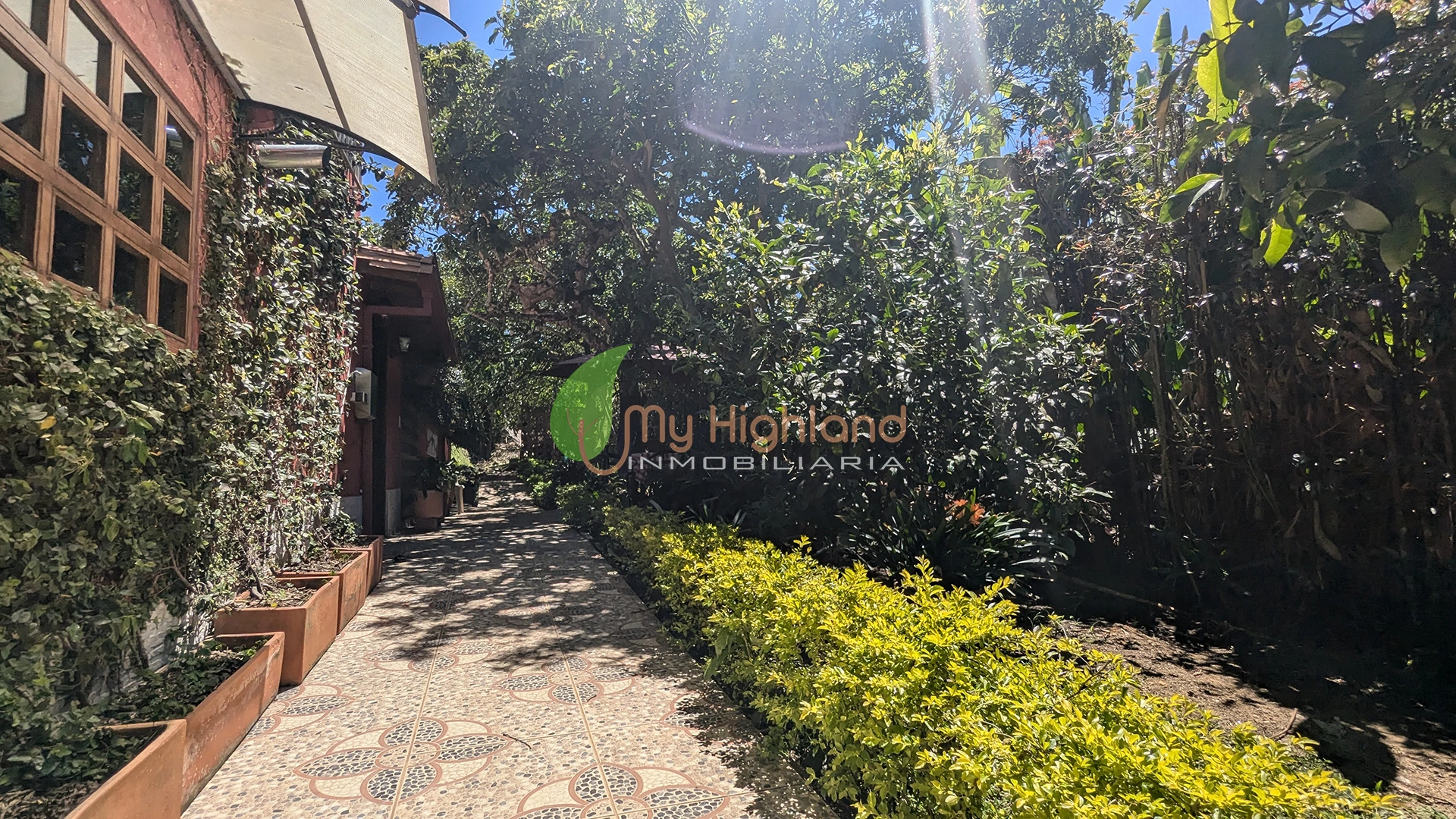 Finca de 2.200m² Mampuesto (Rionegro)20 Finca de 2.200 m2 con 2 construcciones Manpuesto