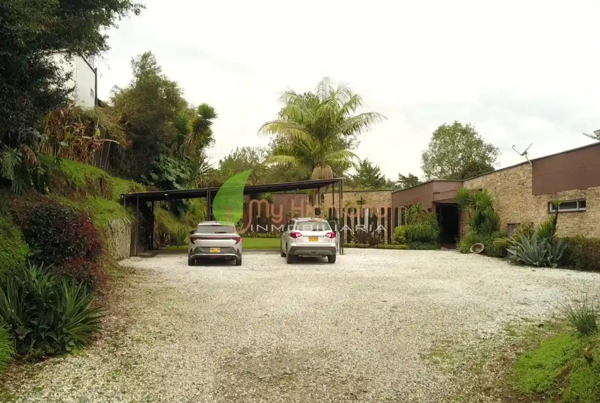 Finca de 3.860 m² Pontezuela 2 Construcciones