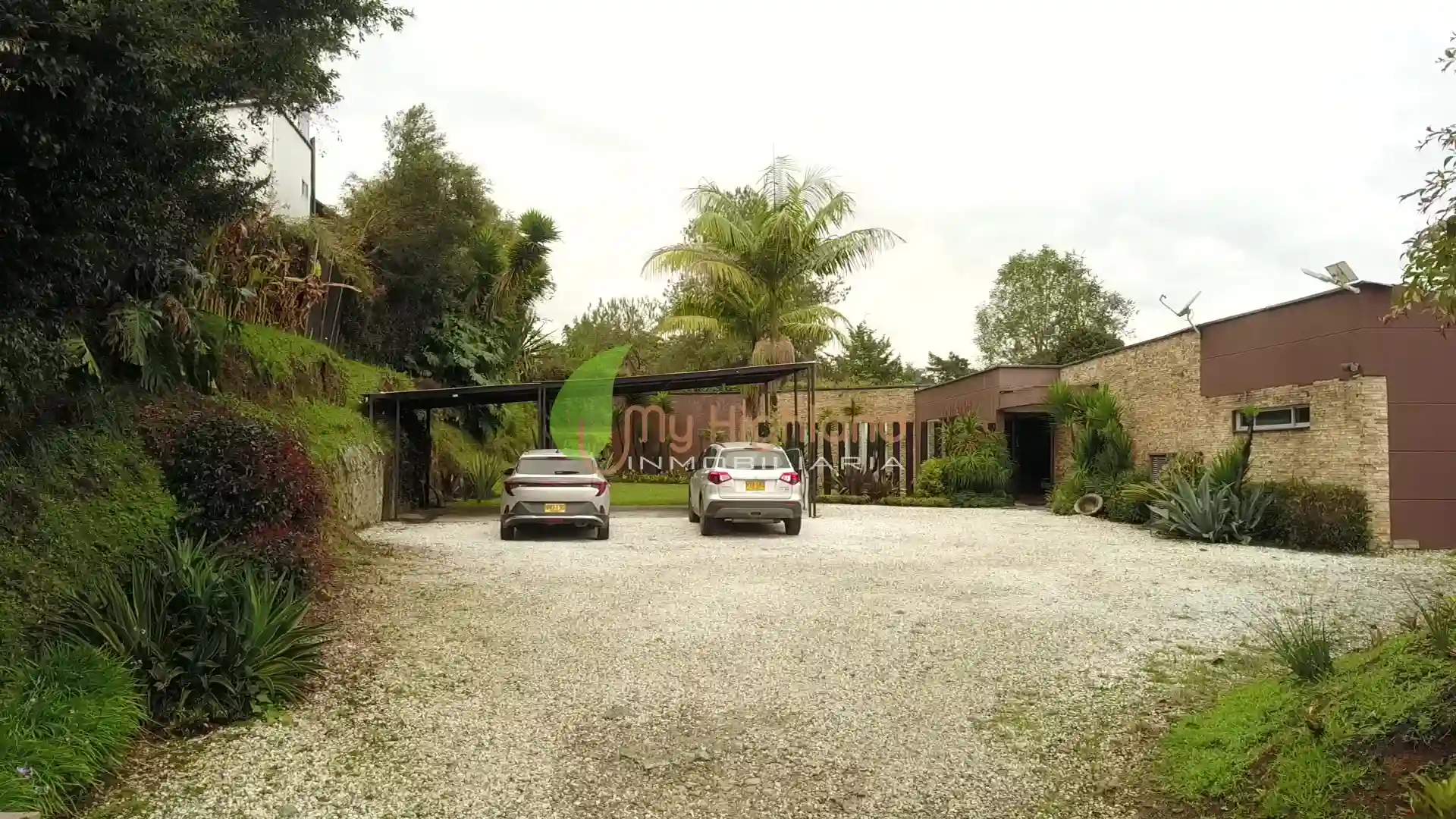 Finca de 3.860 m² Pontezuela 2 Construcciones -01 Finca de 3.860 m² Pontezuela 2 Construcciones
