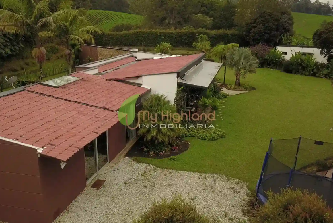 Finca de 3.860 m² Pontezuela 2 construcciones