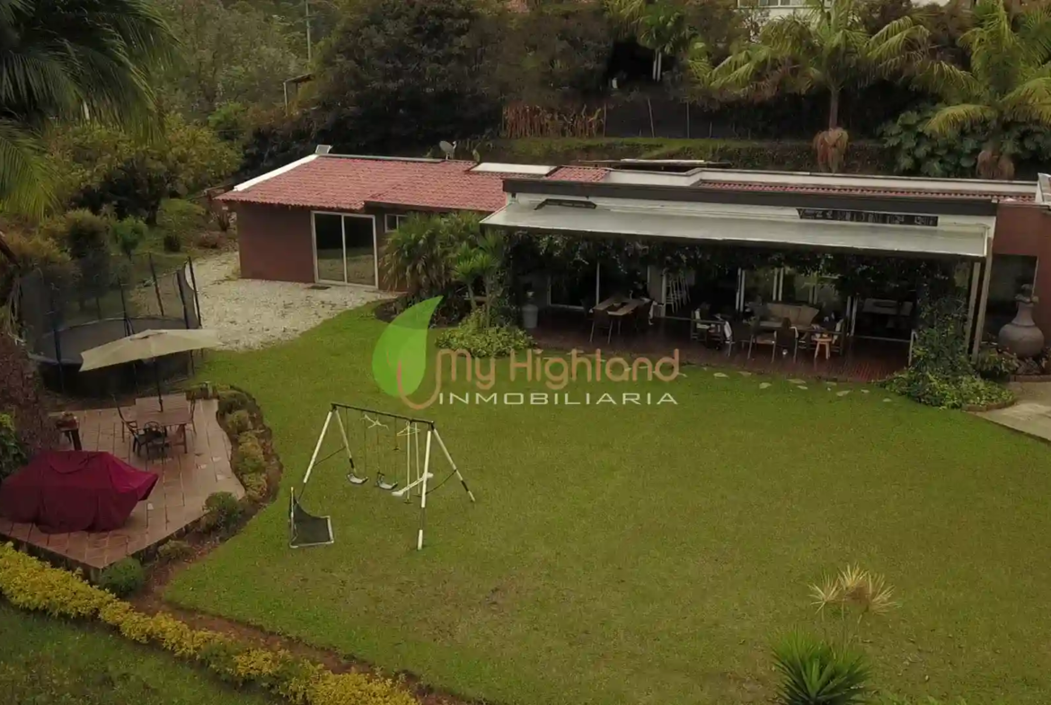 Finca de 3.860 m² Pontezuela 2 construcciones