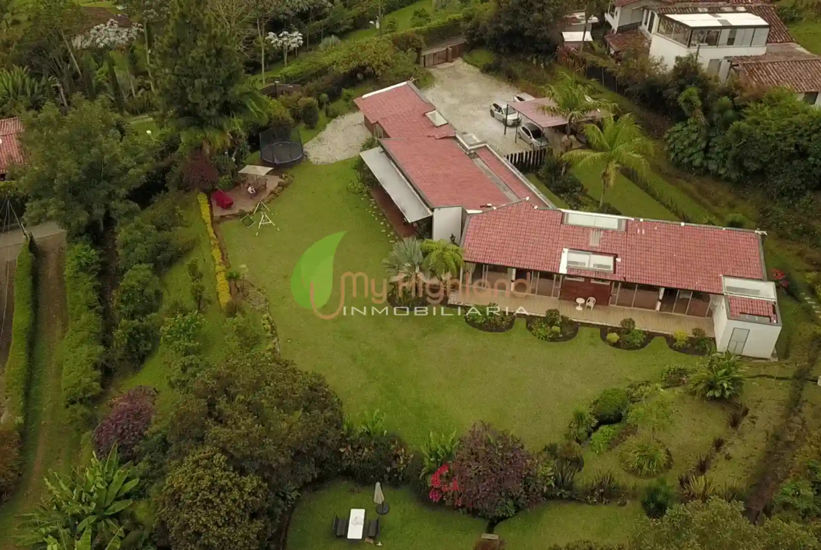 Finca de 3.860 m² Pontezuela 2 construcciones