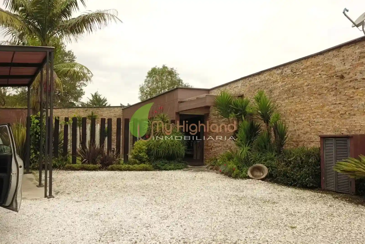 Finca de 3.860 m² Pontezuela 2 construcciones