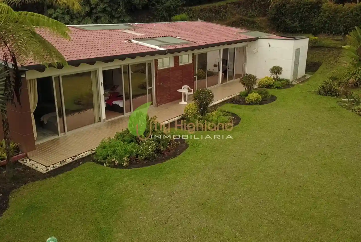 Finca de 3.860 m² Pontezuela 2 construcciones