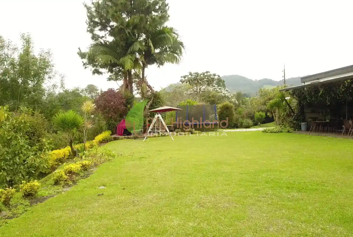 Finca de 3.860 m² Pontezuela 2 construcciones