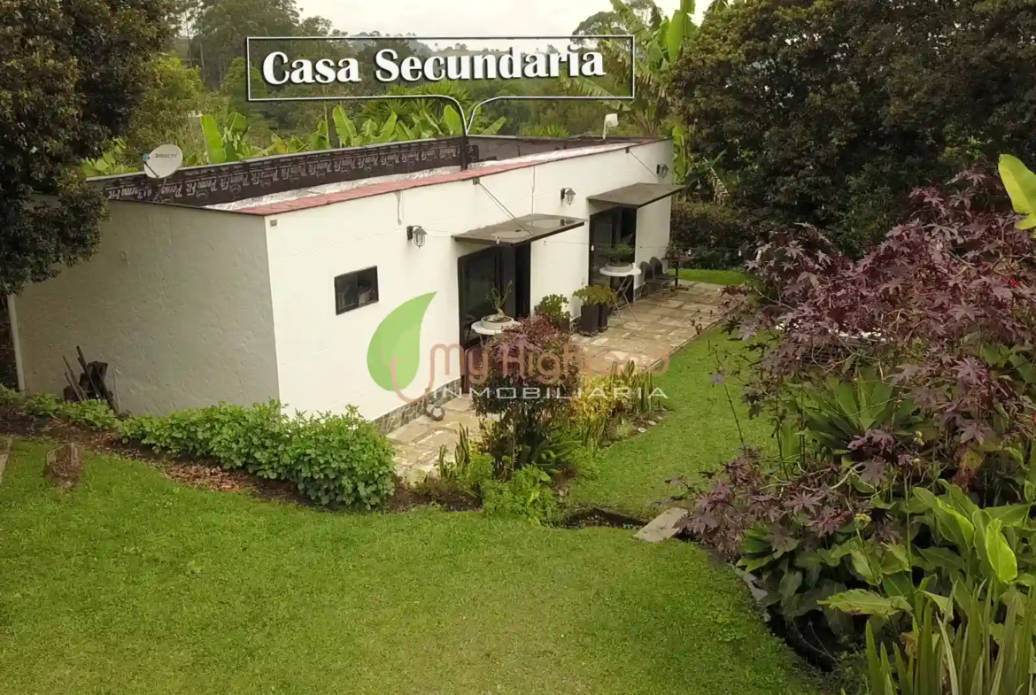 Finca de 3.860 m² Pontezuela 2 construcciones