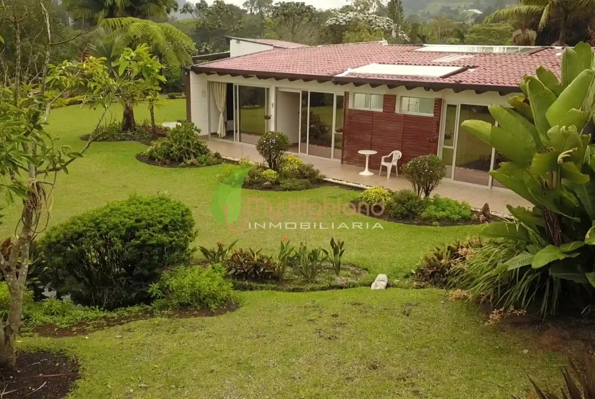 Finca de 3.860 m² Pontezuela 2 construcciones