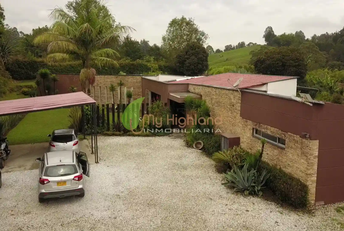 Finca de 3.860 m² Pontezuela 2 construcciones