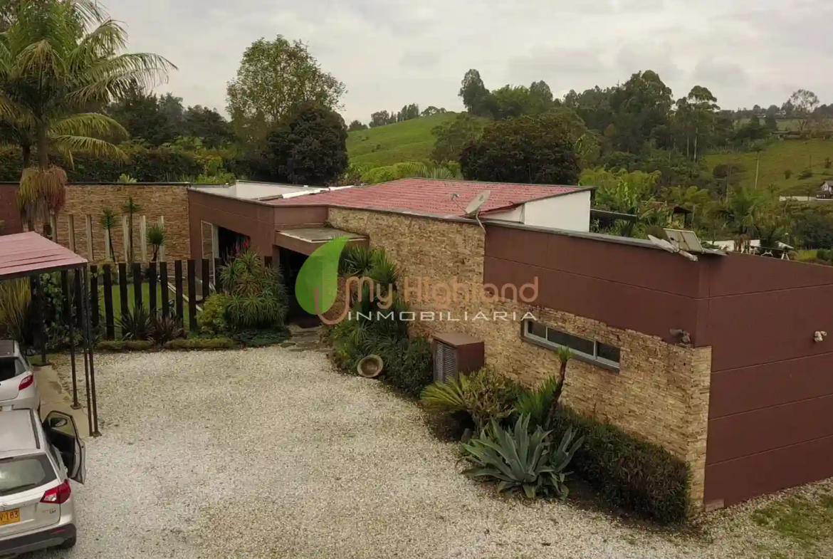 Finca de 3.860 m² Pontezuela 2 construcciones
