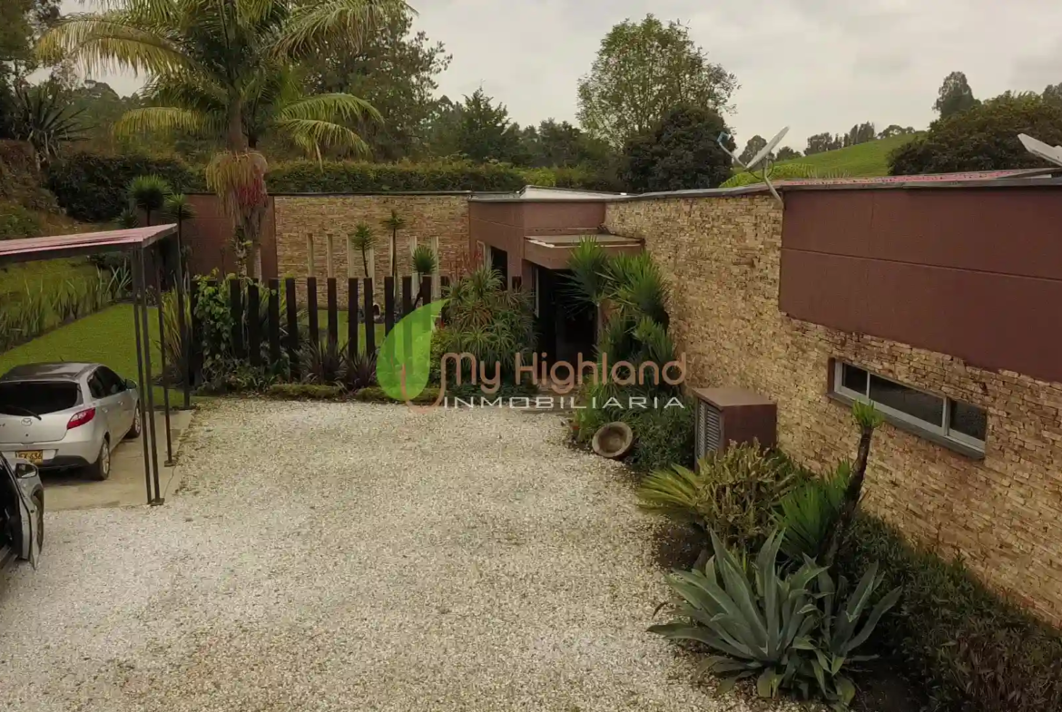 Finca de 3.860 m² Pontezuela 2 construcciones