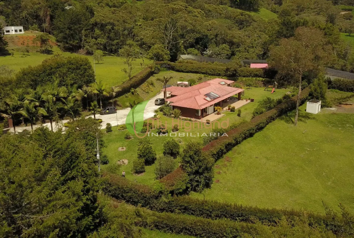 Finca en Construcción tradicional de 5.009 m² Pontezuela