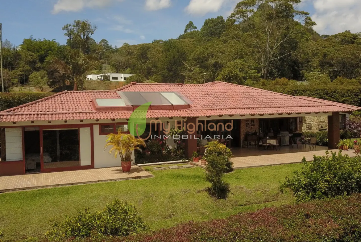 Finca en Construcción tradicional de 5.009 m² Pontezuela