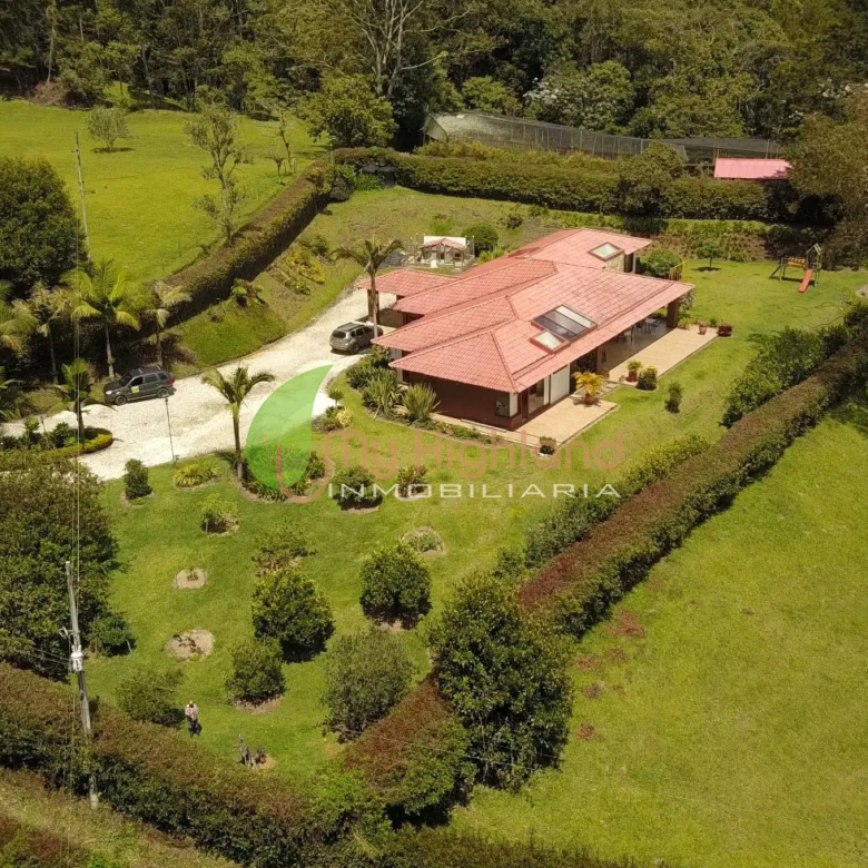 Finca de 5.009 m² Pontezuela