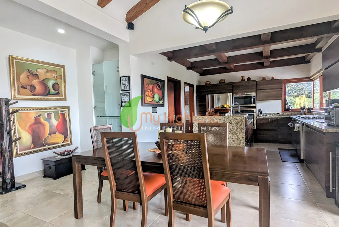 Finca en Construcción tradicional de 5.009 m² Pontezuela