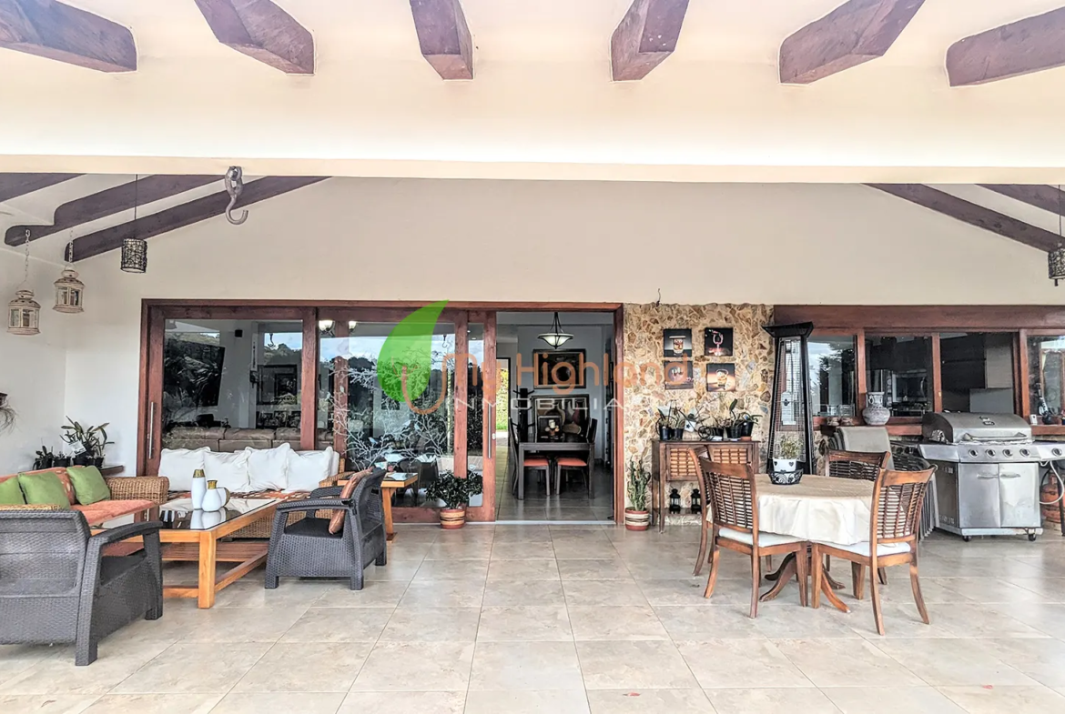Finca en Construcción tradicional de 5.009 m² Pontezuela