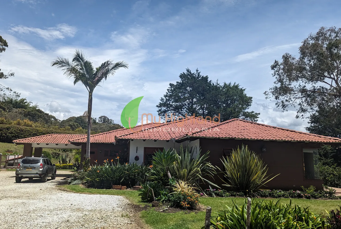 Finca en Construcción tradicional de 5.009 m² Pontezuela