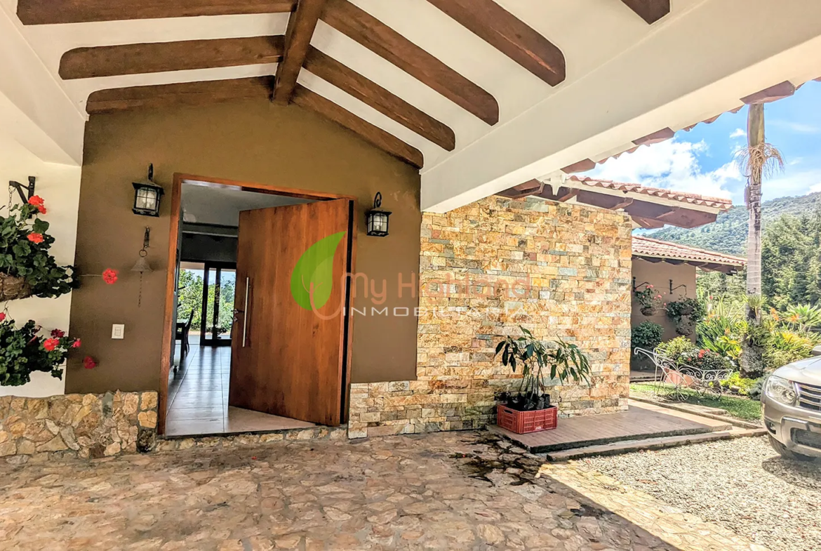 Finca en Construcción tradicional de 5.009 m² Pontezuela