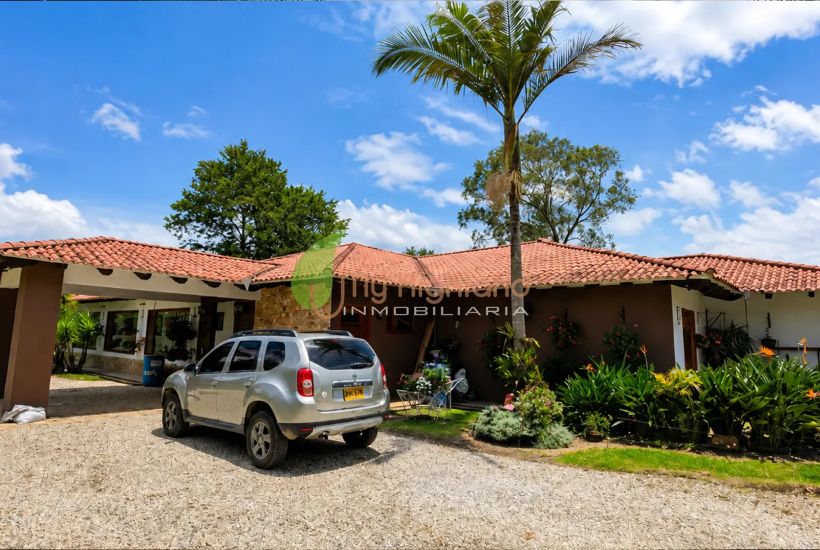 Finca en Construcción tradicional de 5.009 m² Pontezuela