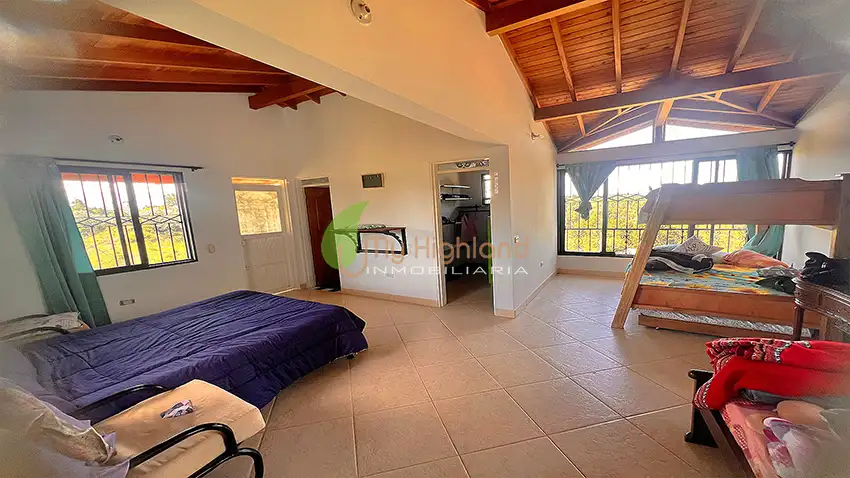 Venta de Finca de 2.500 m2 Sector Garrido Guarne Antioquia