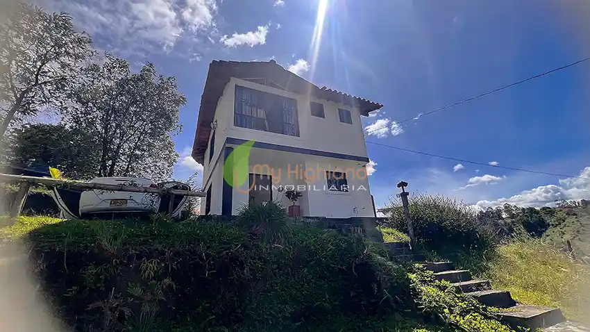 Venta de Finca de 2.500 m2 Sector Garrido Guarne Antioquia