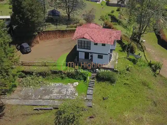 Venta de Finca de 2.500 m² Sector Garrido Guarne Antioquia