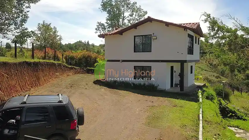 Venta de Finca de 2.500 m2 Sector Garrido Guarne Antioquia