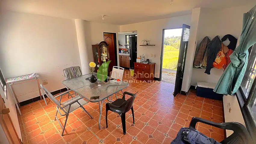 Venta de Finca de 2.500 m2 Sector Garrido Guarne Antioquia