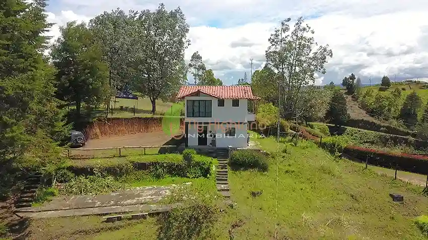 Venta de Finca de 2.500 m2 Sector Garrido Guarne Antioquia