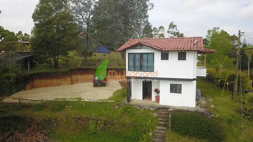 Venta de Finca de 2.500 m2 Sector Garrido Guarne Antioquia