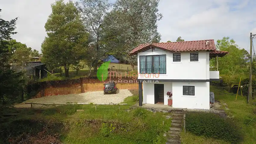 Venta de Finca de 2.500 m2 Sector Garrido Guarne Antioquia