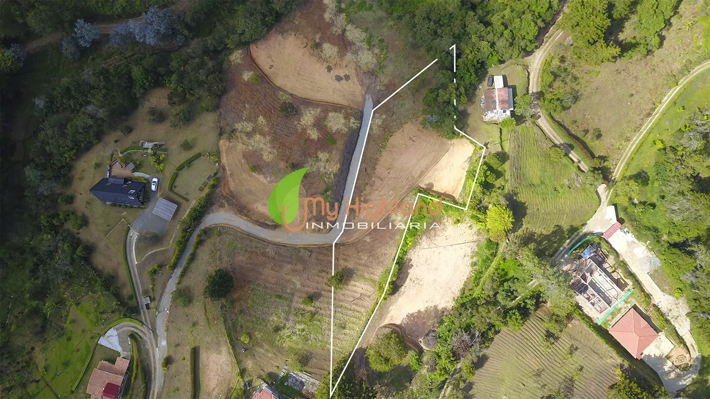 Lote 2.500 m2 Condominio Guarne, Antioquia